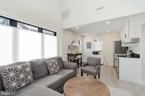 $1,179,000 | 2331 North Underwood Street, Arlington, VA 22205