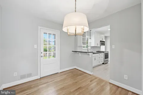 $1,179,000 | 2331 North Underwood Street, Arlington, VA 22205