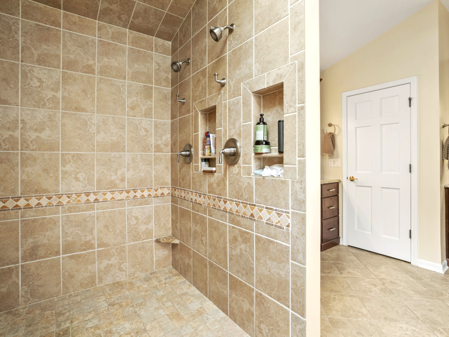 18714 West Lazy Acre Road Lake Villa, IL 60046 - Photo 14 of 36 a bathroom with a shower