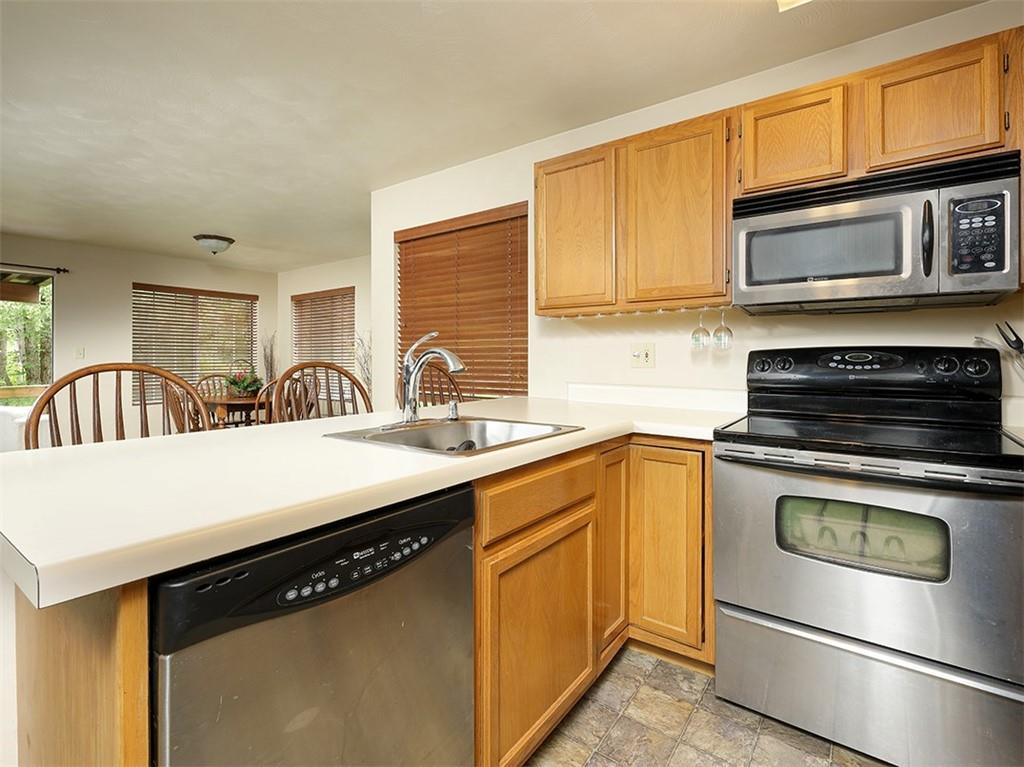 2105 South Ridge Terrace Hidden Valley, PA 15502 - Photo 4 of 20 Gallery Image 4