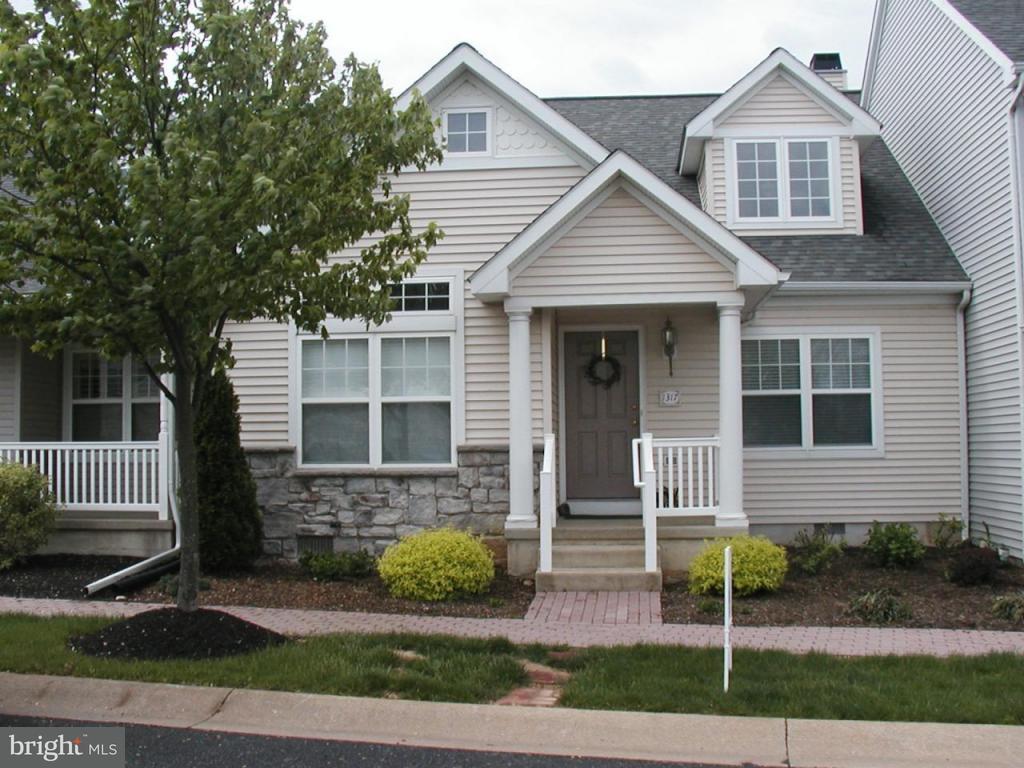 1317 Brighton Avenue Lititz, PA 17543 - Photo 1 of 4 Gallery Image 1