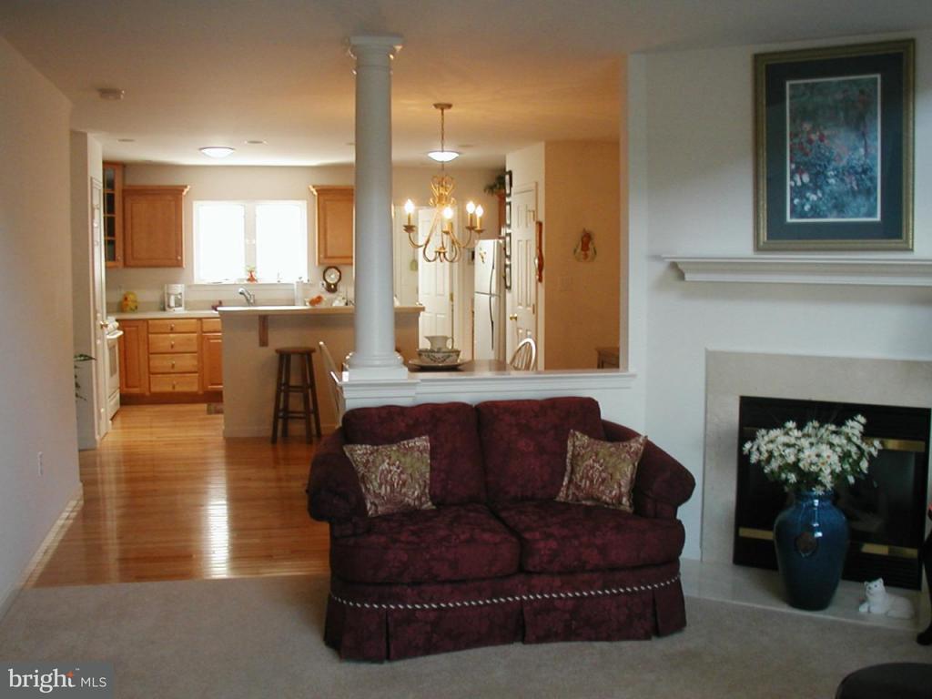 1317 Brighton Avenue Lititz, PA 17543 - Photo 2 of 4 Gallery Image 2