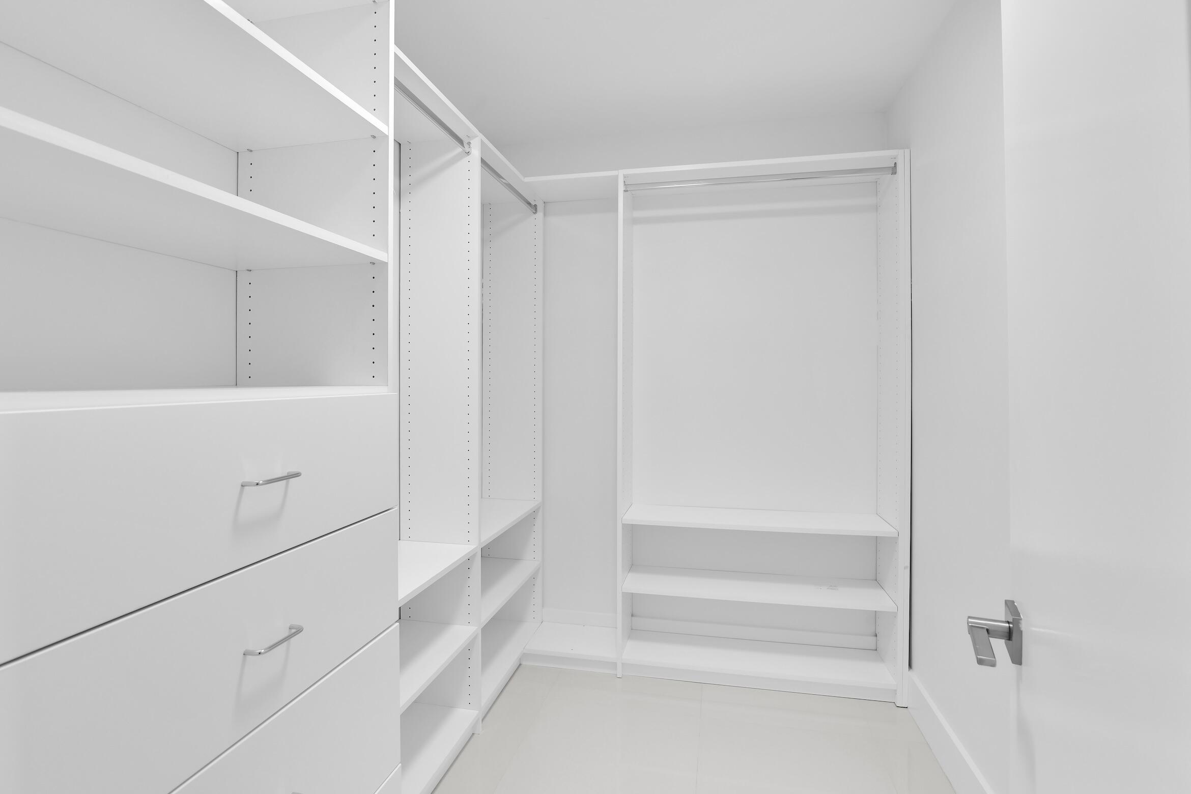 550 South Ocean Boulevard, Unit 403 Boca Raton, FL 33432 - Photo 23 of 66 Walk-in closet