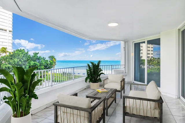 $1,650,000 | 550 South Ocean Boulevard, Unit 403, Boca Raton, FL 33432