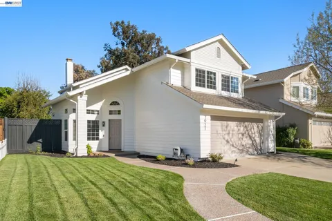 $1,649,000 | 7921 Crossridge Road, Dublin, CA 94568