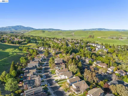 $1,649,000 | 7921 Crossridge Road, Dublin, CA 94568