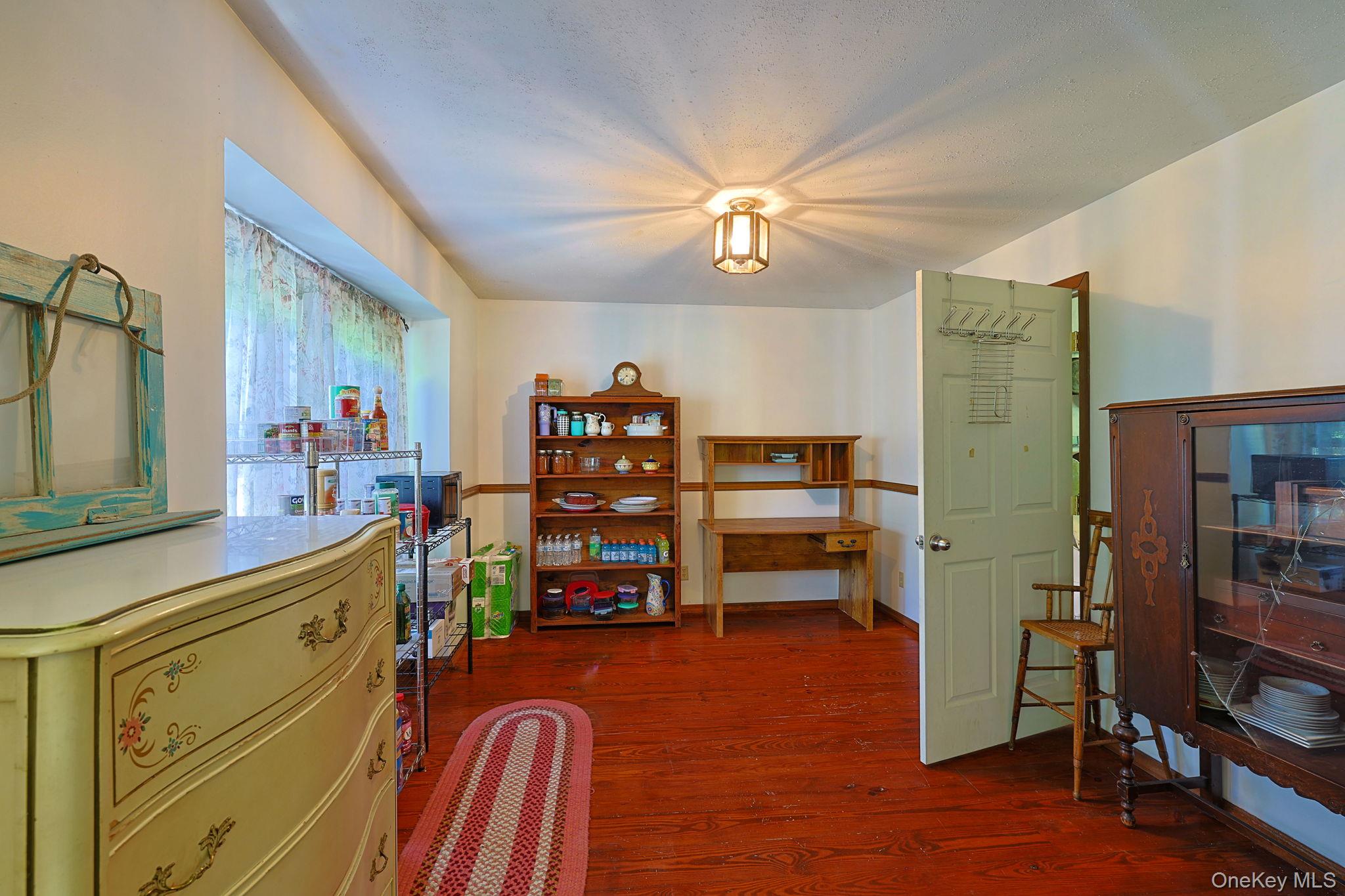 646 County Rte 93 Slate Hill, NY 10973 - Photo 10 of 21 The dining room has eendless possibilities.