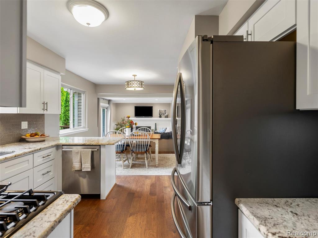 864 Dressler Lane Rochester Hills, MI 48307 - Photo 17 of 65