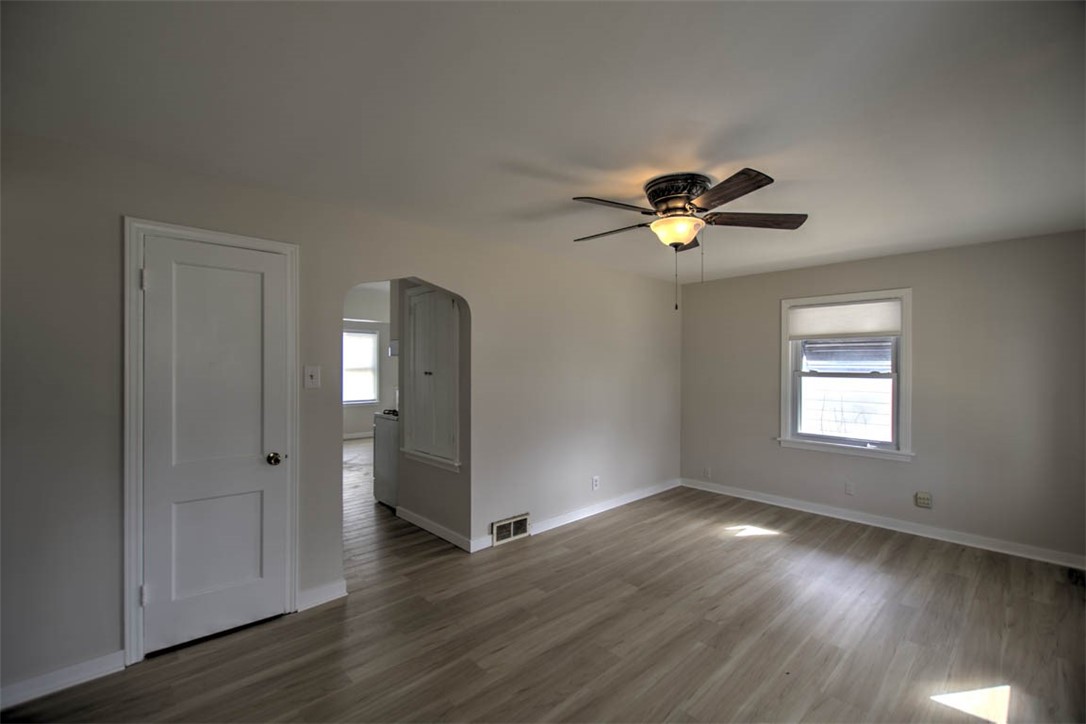 1368 West Marietta Street Decatur, IL 62522 - Photo 8 of 24