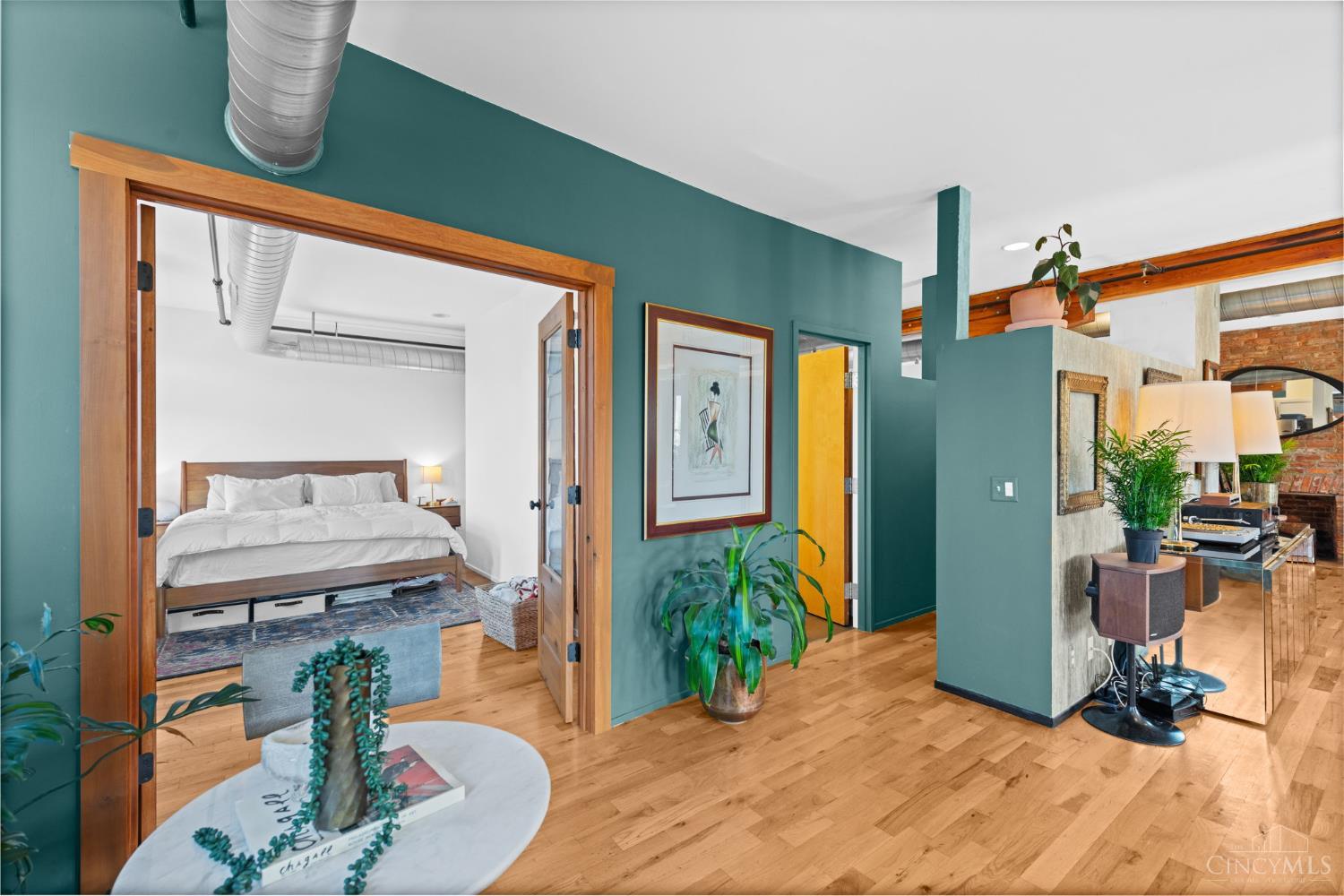 404 Reading Road, Unit 301 Cincinnati, OH 45202 - Photo 20 of 43 Gallery Image 20