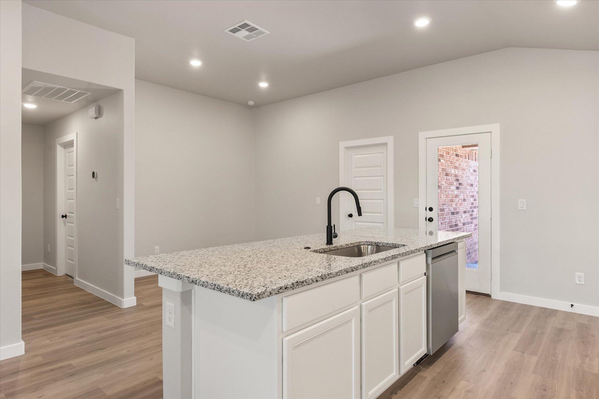 2911 Durham Avenue Wolfforth, TX 79382 - Photo 9 of 18 07-2911 Durham_9631