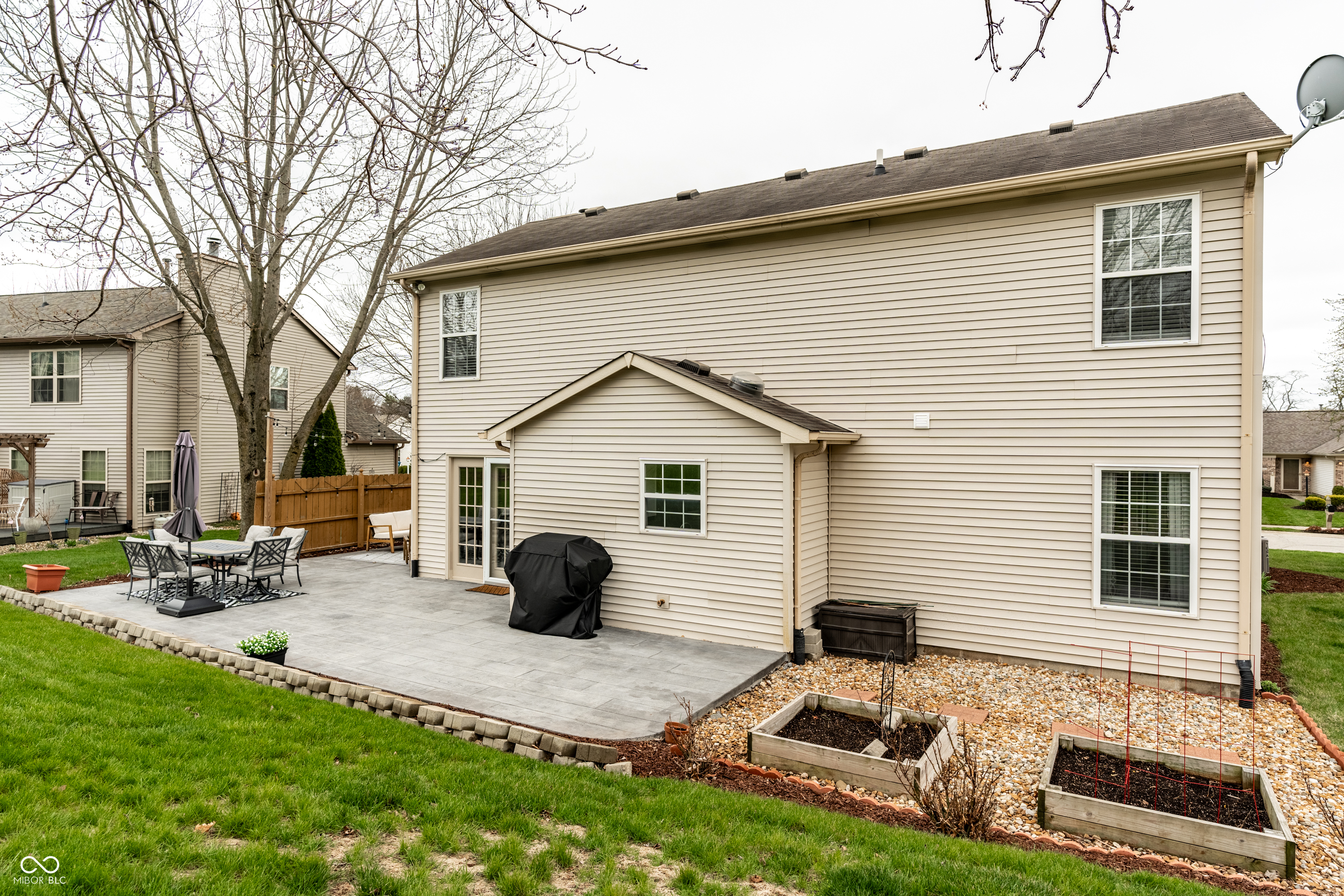9660 Overcrest Drive Fishers, IN 46037 - Photo 7 of 40