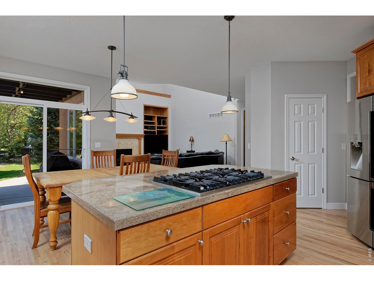 1260 Hawk Ridge Road Lafayette, CO 80026 - Photo 14 of 48 Gas cooktop