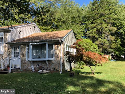 54 Buffington Road Aston, PA 19014 - Photo 2 of 4 Gallery Image 2
