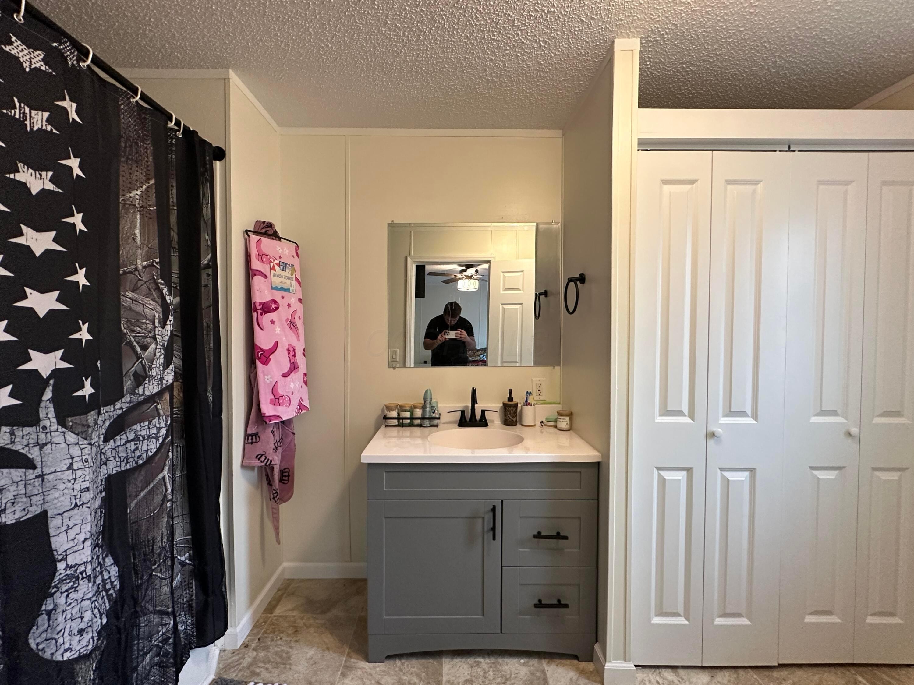 29947 Jackson Road Kingston, OH 45644 - Photo 28 of 33 Master Bath