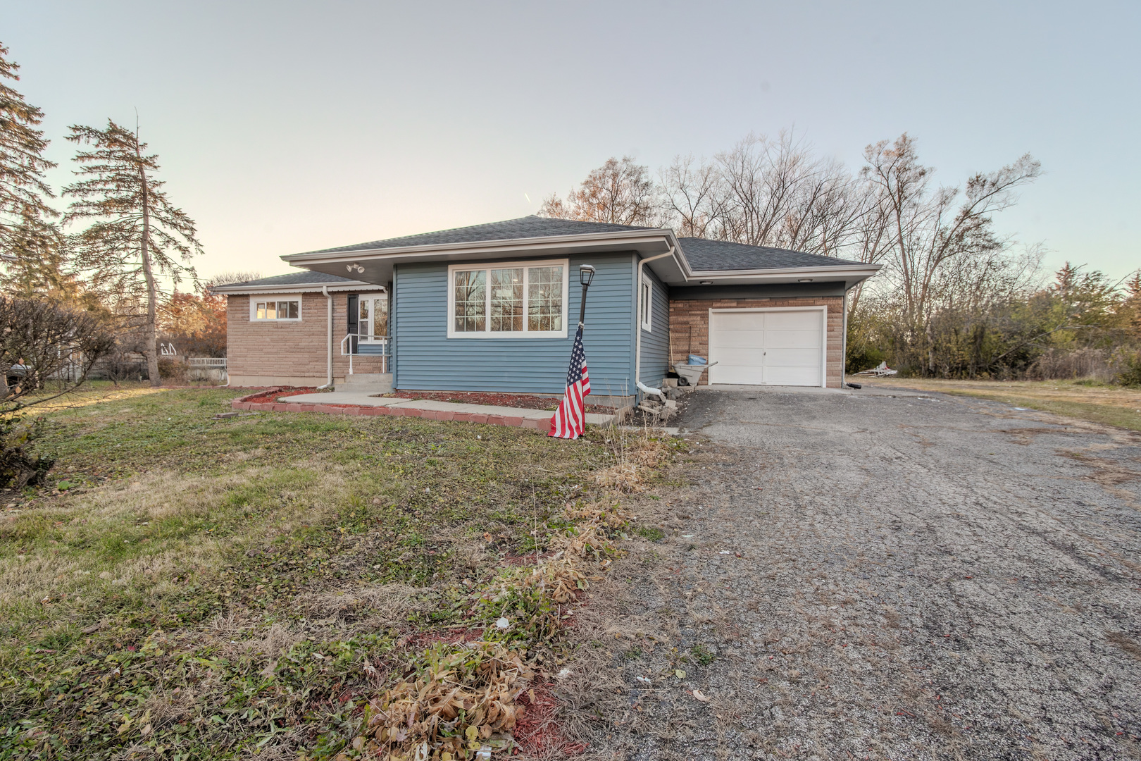 4N310 Walter Road Addison, IL 60101 - Photo 1 of 17 Gallery Image 1