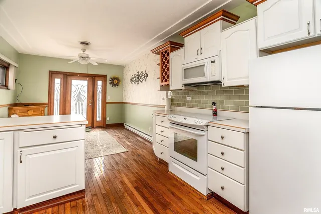 $129,999 | 311 Baggott Street, Zeigler, IL 62999