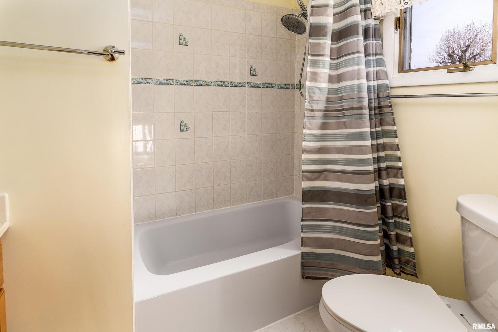 311 Baggott Street Zeigler, IL 62999 - Photo 31 of 38