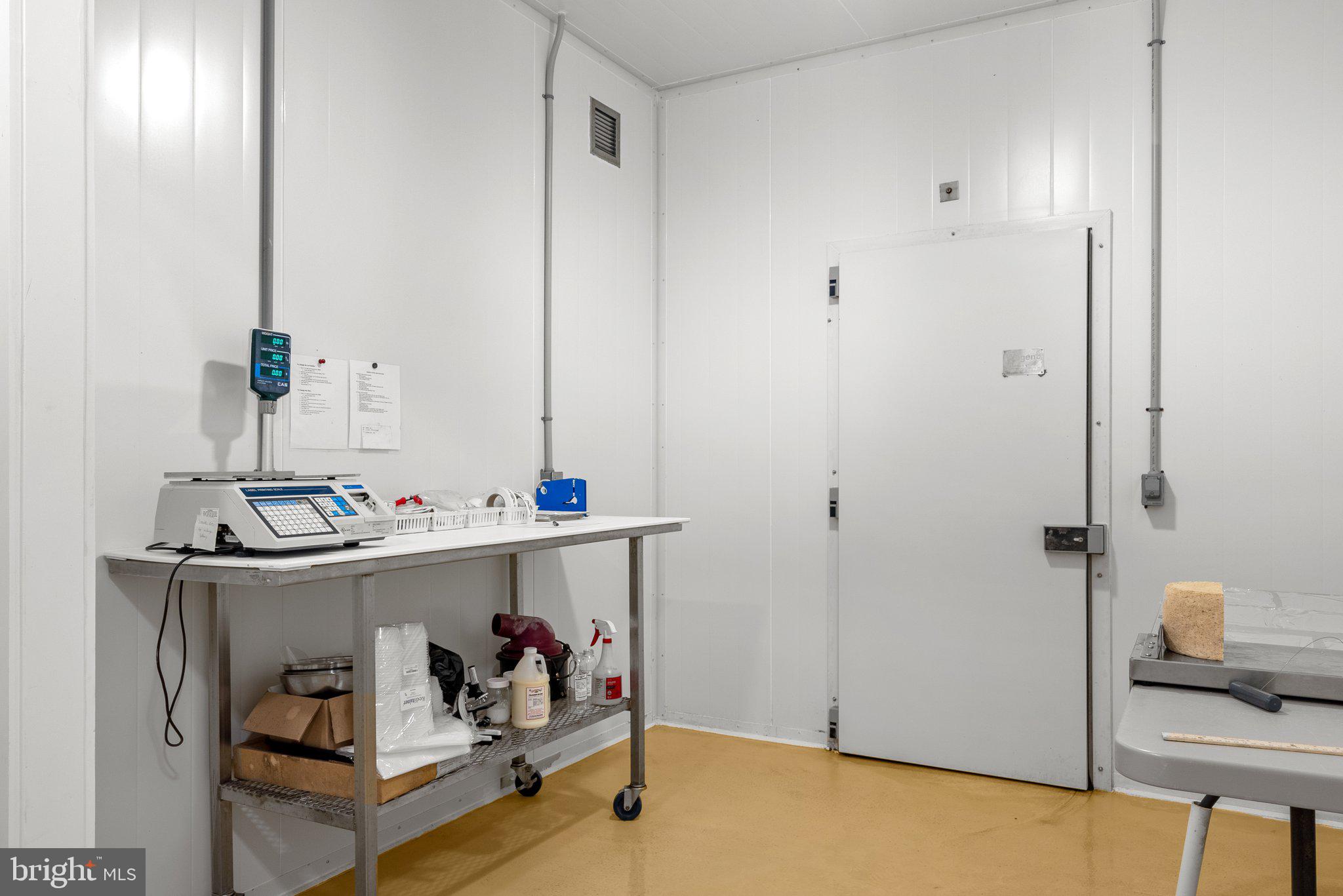 15407 Dr Bowen Road Aquasco, MD 20608 - Photo 68 of 89 Modern workspace with clean, functional design