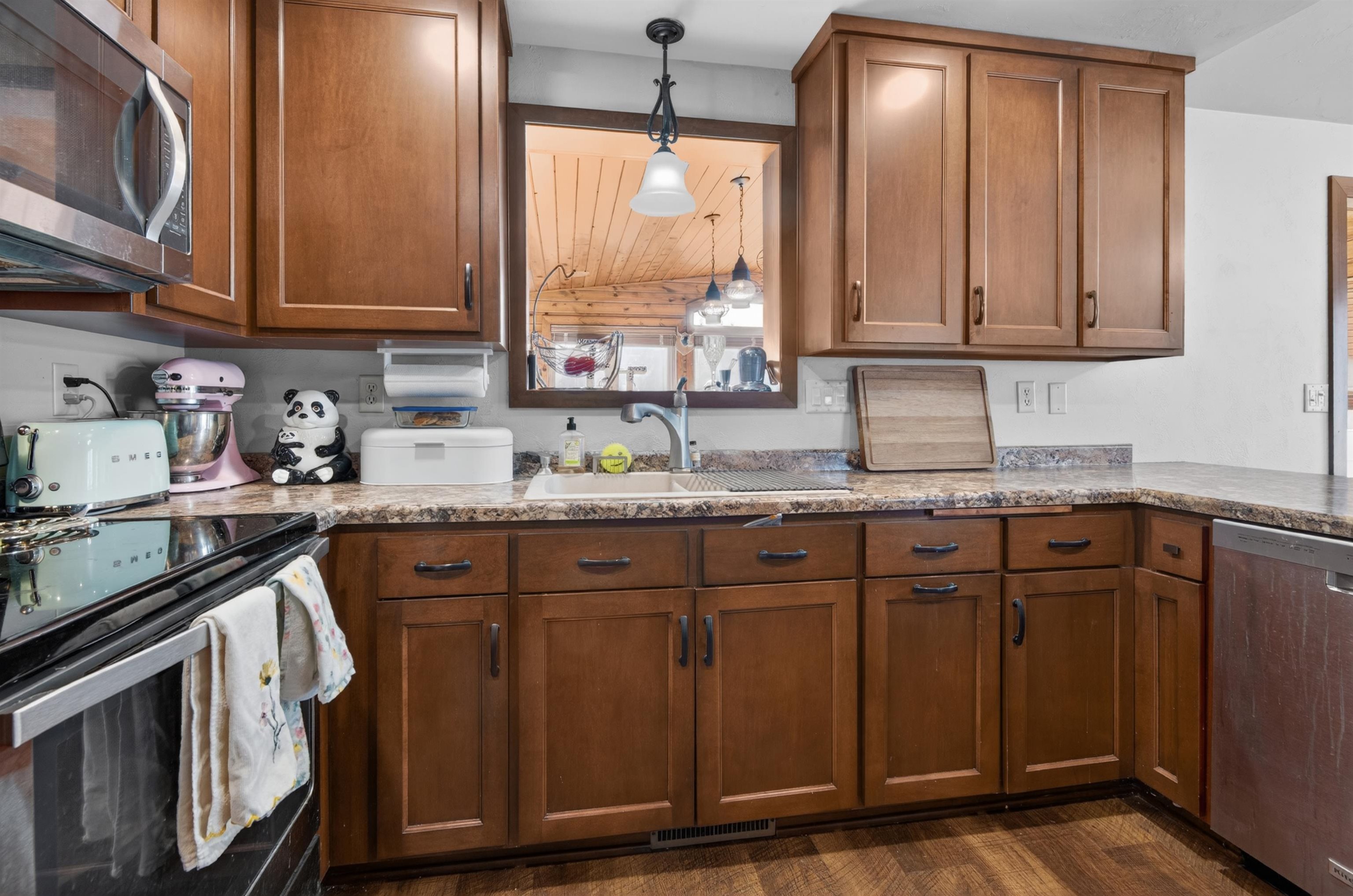 253 Desplaine Road De Pere, WI 54115 - Photo 19 of 29