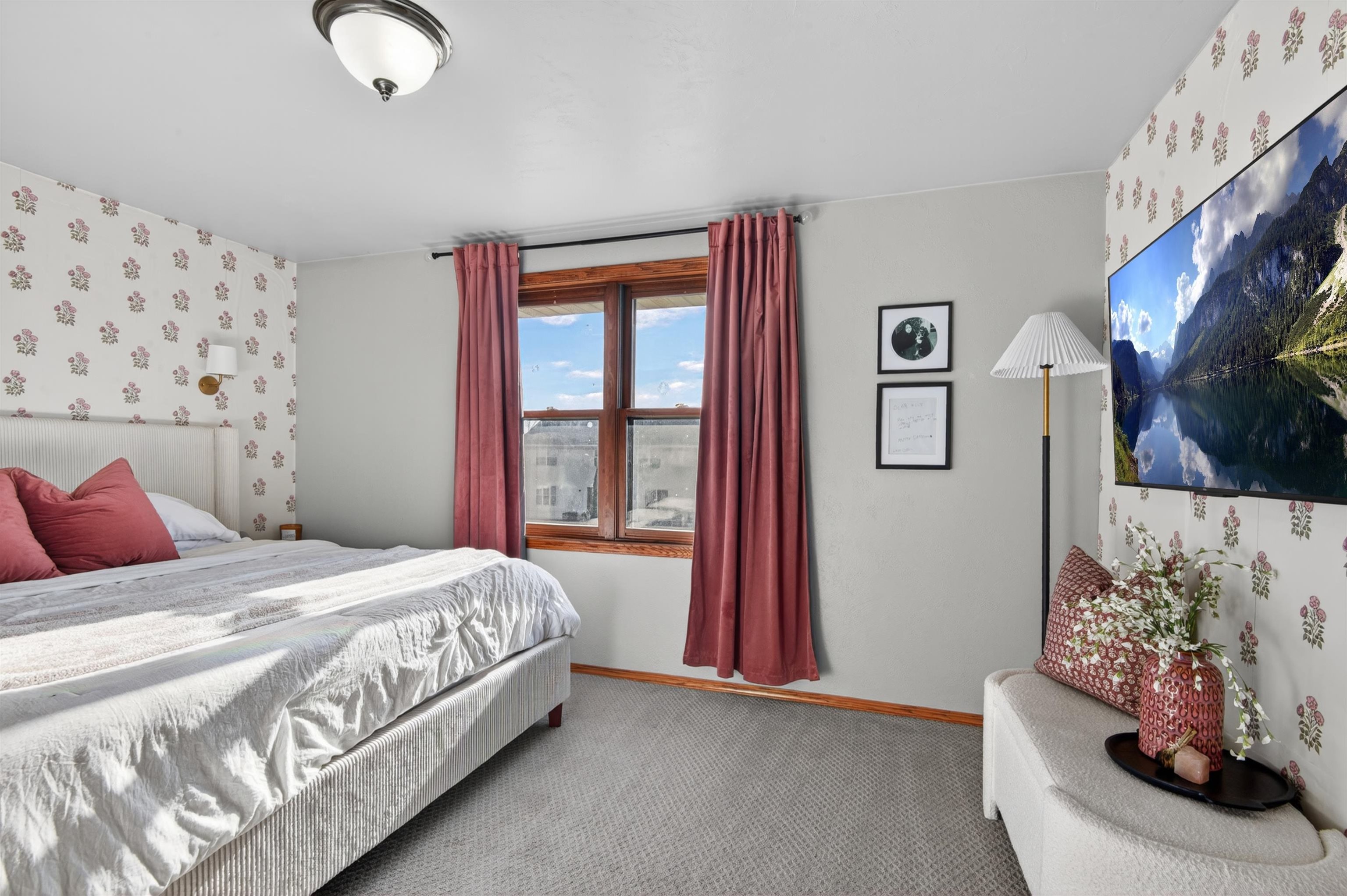 253 Desplaine Road De Pere, WI 54115 - Photo 9 of 29