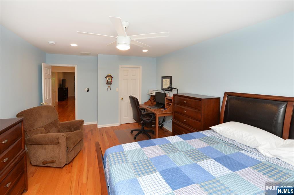 90 Summer Hill Road, Unit 90 Wayne, NJ 07470 - Photo 23 of 39 Gallery Image 23