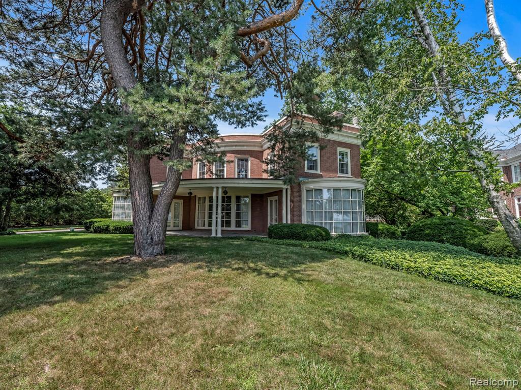 475 Lake Shore Road Grosse Pointe Farms, MI 48236 - Photo 41 of 44