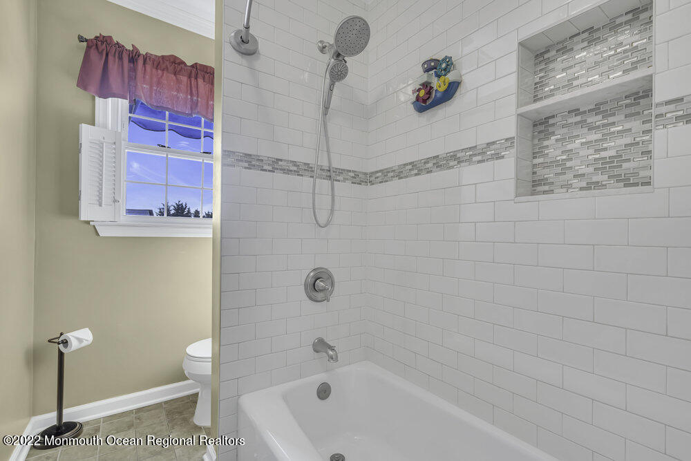 10 Robinhood Drive Parlin, NJ 08859 - Photo 28 of 36 033__dsc8260