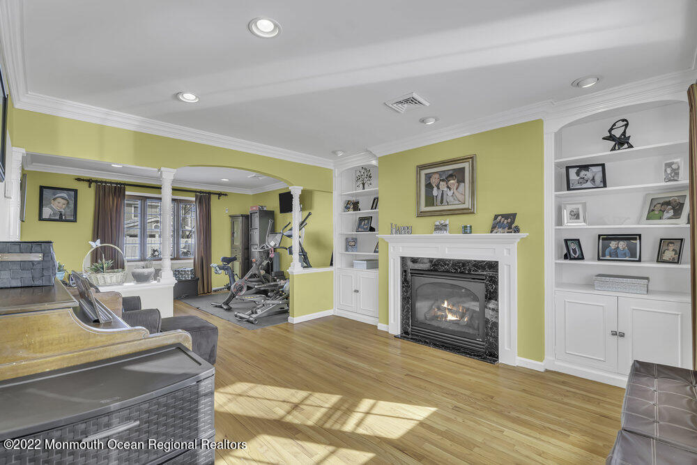 10 Robinhood Drive Parlin, NJ 08859 - Photo 5 of 36 010__dsc8155-1