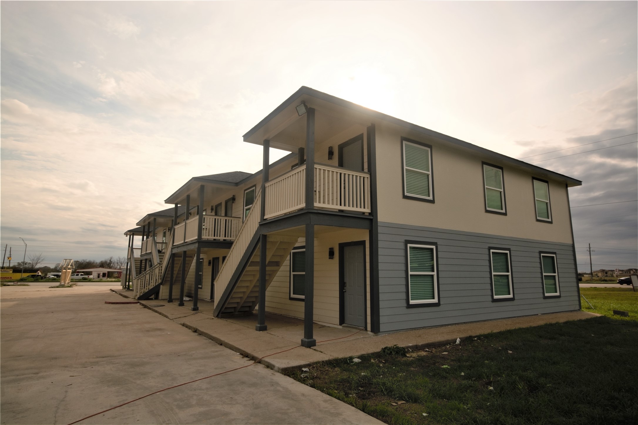 13115 Highway 6, Unit 4 Rosharon, TX 77583 - Photo 4 of 27 Gallery Image 4