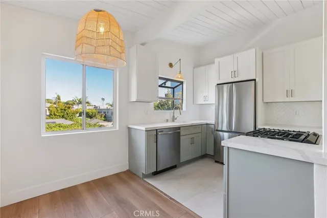 $790,000 | 2909 10th Street, Unit 4, Santa Monica, CA 90405