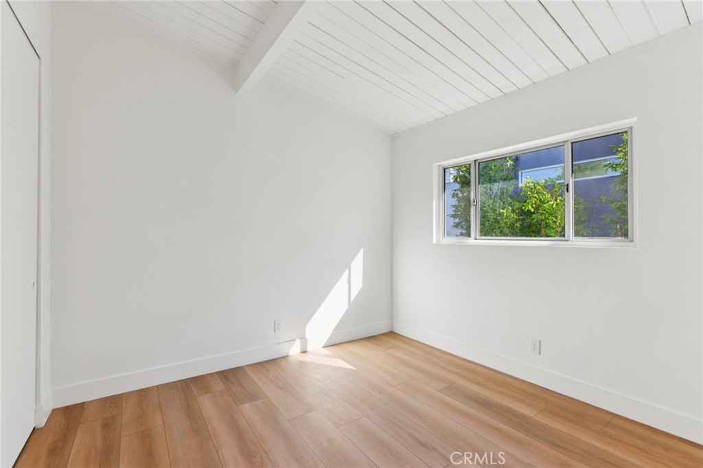 2909 10th Street, Unit 4 Santa Monica, CA 90405 - Photo 17 of 35