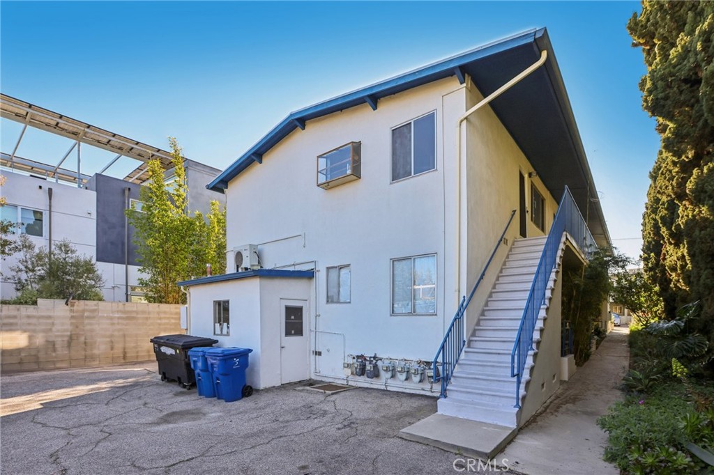 2909 10th Street, Unit 4 Santa Monica, CA 90405 - Photo 24 of 35