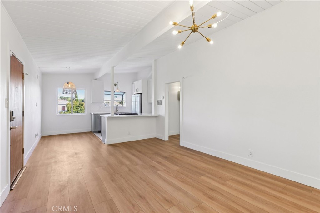 2909 10th Street, Unit 4 Santa Monica, CA 90405 - Photo 8 of 35