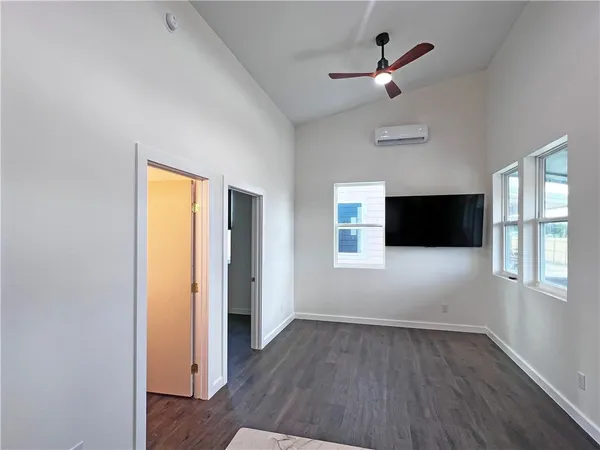 $181,000 | 110 Landry Circle, Unit 110, Rockport, TX 78382