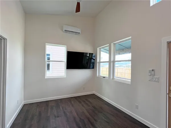 $181,000 | 110 Landry Circle, Unit 110, Rockport, TX 78382