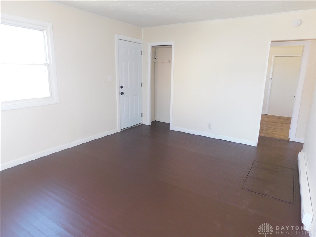 809 Mansfield Avenue Springfield, OH 45505 - Photo 5 of 8
