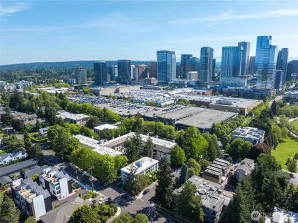 a picture of city view