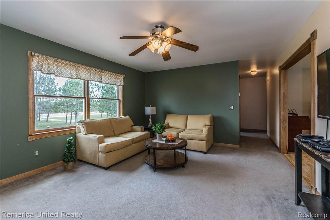 8121 Hemingway Road Howell, MI 48855 - Photo 6 of 53 _dsc0725.jpg