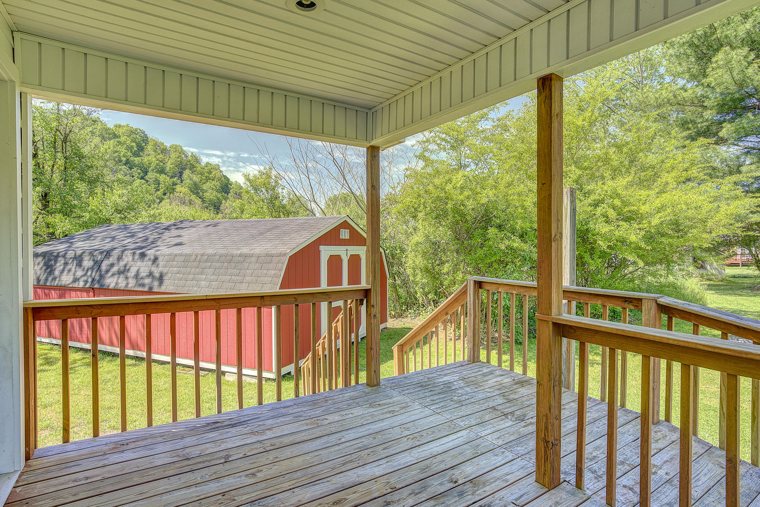 110 Estep Hollow Road Elizabethton, TN 37643 - Photo 31 of 32 back deck