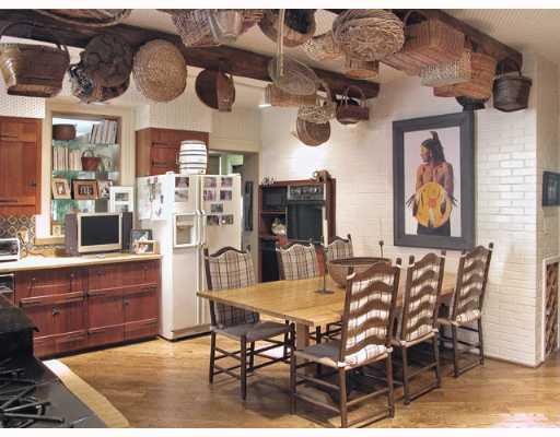 Kitchen. 