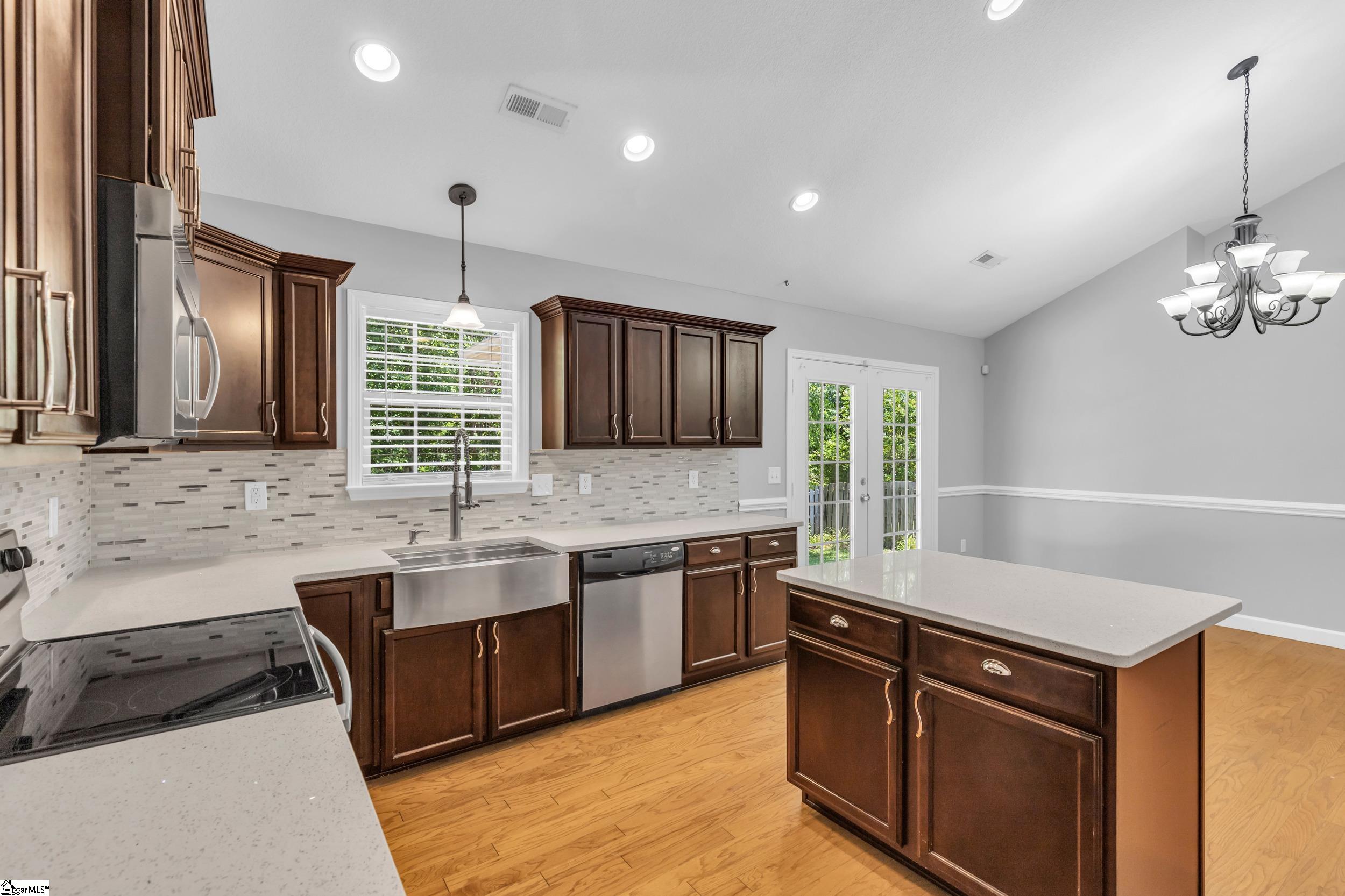 286 Bridgeport Road Boiling Springs, SC 29316 - Photo 17 of 41 Gallery Image 17
