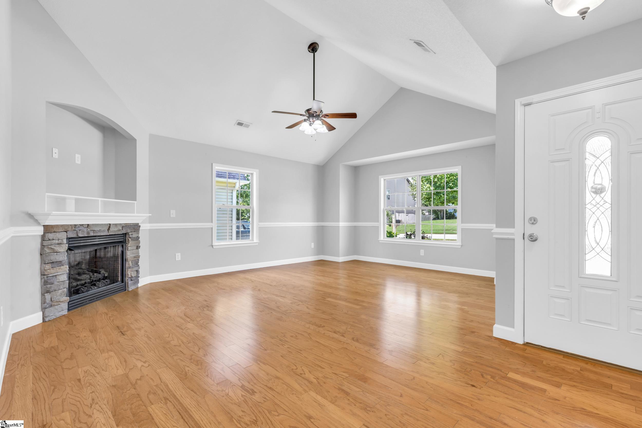 286 Bridgeport Road Boiling Springs, SC 29316 - Photo 6 of 41 Gallery Image 6