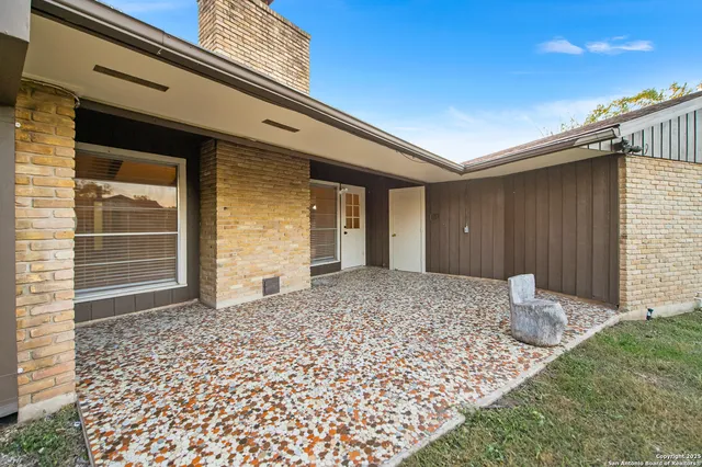 $375,000 | 5523 King Richard Street, San Antonio, TX 78229