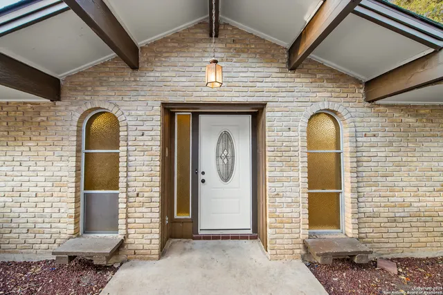 $375,000 | 5523 King Richard Street, San Antonio, TX 78229