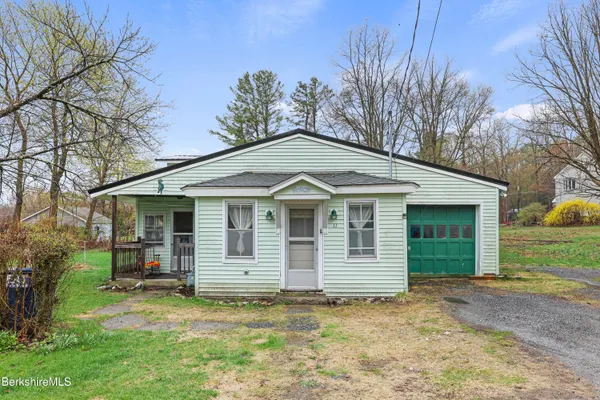 $299,900 | 11 Bena Street, Lanesborough, MA 01237