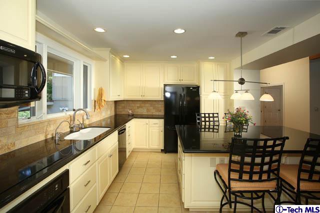 Undisclosed Address Glendale, CA 91206 - Photo 3 of 16 Additional Photo