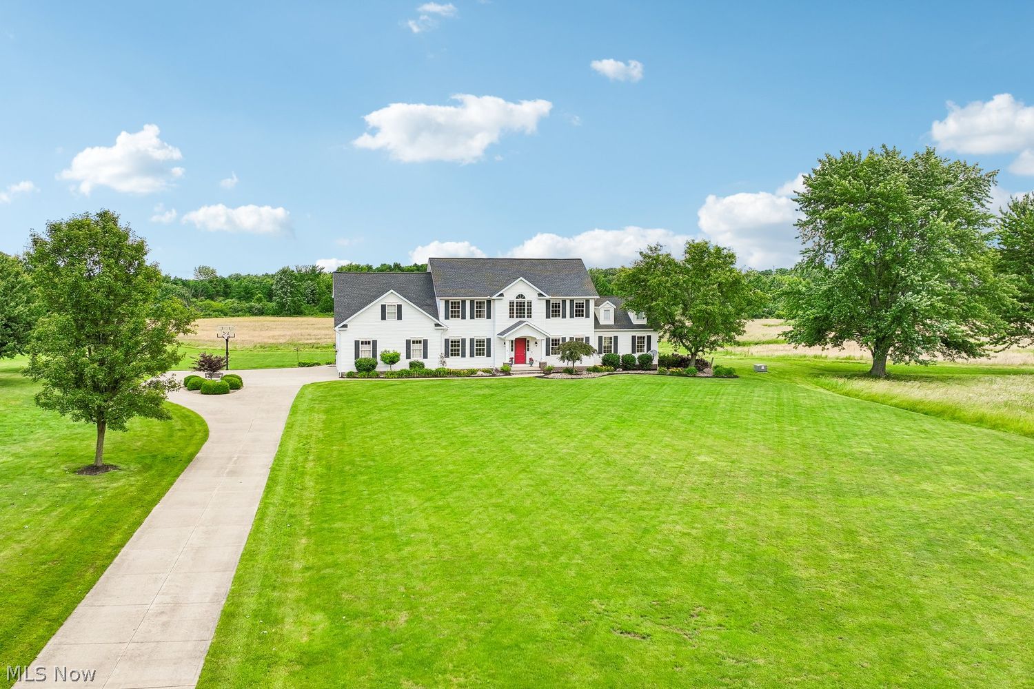 2271 Granger Road Medina, OH 44256 - Photo 4 of 48