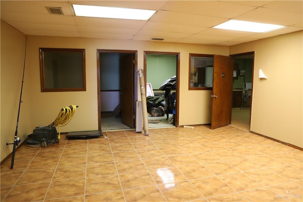 12431 Ware Road Edinburg, TX 78541 - Photo 27 of 37 a view of a room with gym equipment