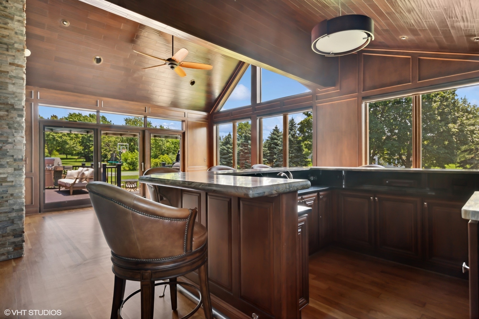 23905 West Bedlington Circle Deer Park, IL 60010 - Photo 17 of 23 a kitchen with a table and chairs